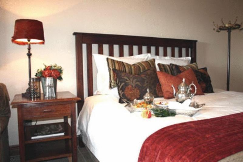 Standard Double/Twin Room,49858155:JPEG